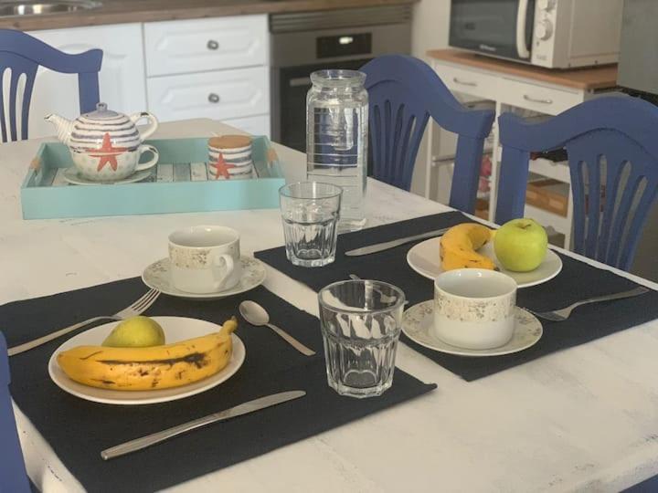El Muellito Ocean View Apartment Punta Mujeres Екстериор снимка